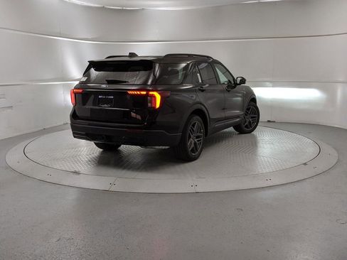 New 2025 Ford Explorer ST-Line w/ Premium Package image 3