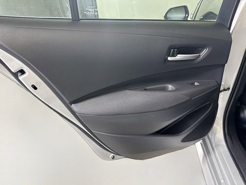 Used 2021 Toyota Corolla LE image 25