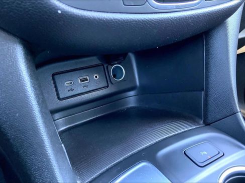 Certified 2024 Chevrolet Equinox LT image 34