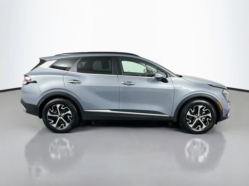 Used 2025 Kia Sportage EX w/ Premium Package FWD image 4