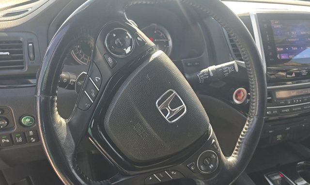 Used 2017 Honda Pilot Elite image 10