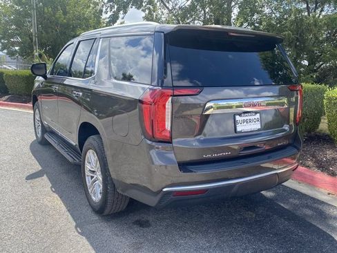 Used 2021 GMC Yukon SLT AWD/4WD image 7