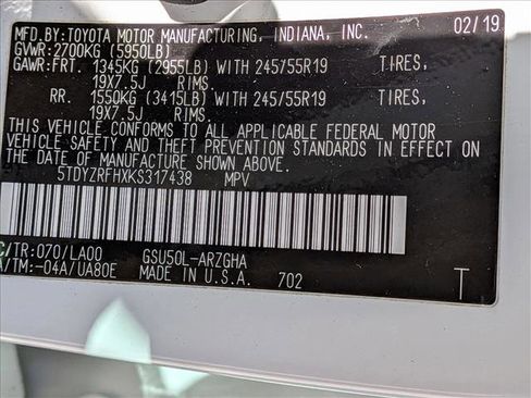 Used 2019 Toyota Highlander Limited image 25