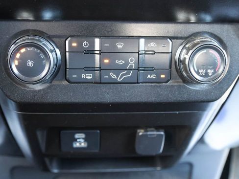 Used 2022 Ford F250 XLT AWD/4WD image 23