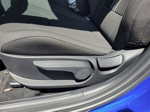 New 2025 Hyundai Elantra Sport image 10