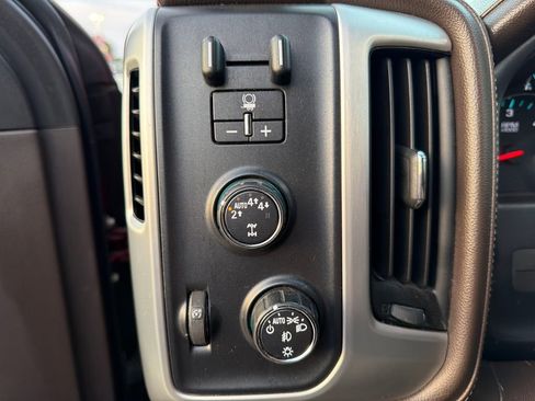 Certified 2018 GMC Sierra 1500 SLT image 32