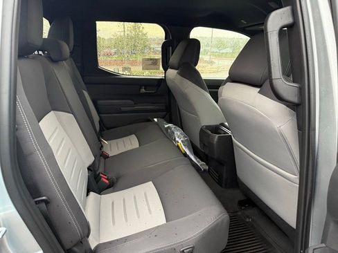 New 2025 Toyota Tacoma TRD Off-Road AWD/4WD image 24