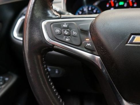Used 2021 Chevrolet Equinox LT AWD/4WD image 22