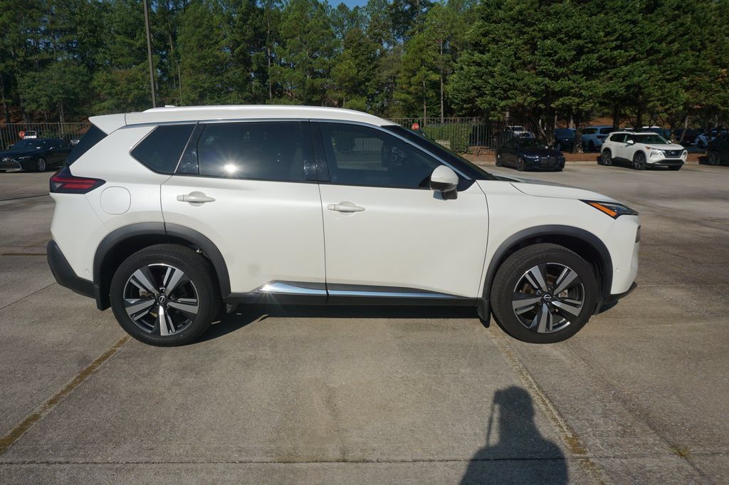 Used 2023 Nissan Rogue SL w/ SL Premium Package FWD image 21