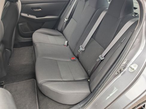 Used 2020 Nissan Sentra S FWD image 17