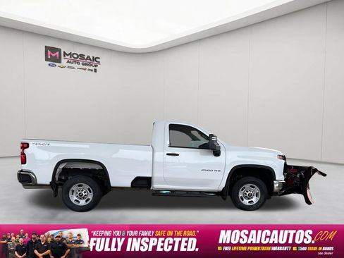 Used 2025 Chevrolet Silverado 2500 W/T w/ WT Convenience Package AWD/4WD image 2