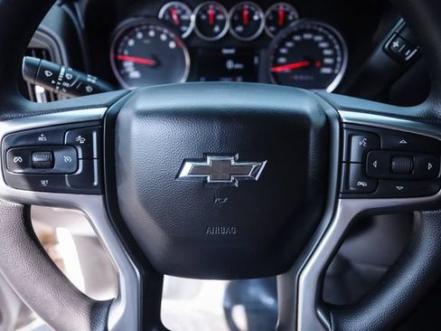 Used 2022 Chevrolet Silverado 1500 Custom Trail Boss w/ Safety Confidence Package AWD/4WD image 31