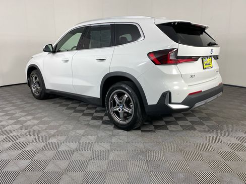 Used 2023 BMW X1 xDrive28i AWD/4WD image 8