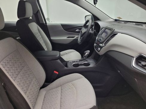 Used 2022 Chevrolet Equinox LS w/ LPO, Floor Liner Package image 21
