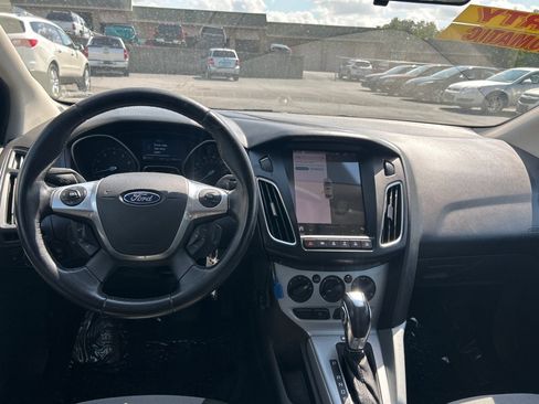 Used 2012 Ford Focus SE FWD image 14
