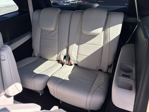 New 2026 Mercedes-Benz GLS 580 4MATIC image 14