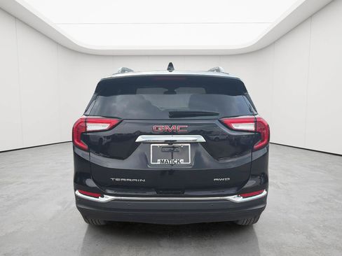 Used 2024 GMC Terrain SLT AWD/4WD image 6