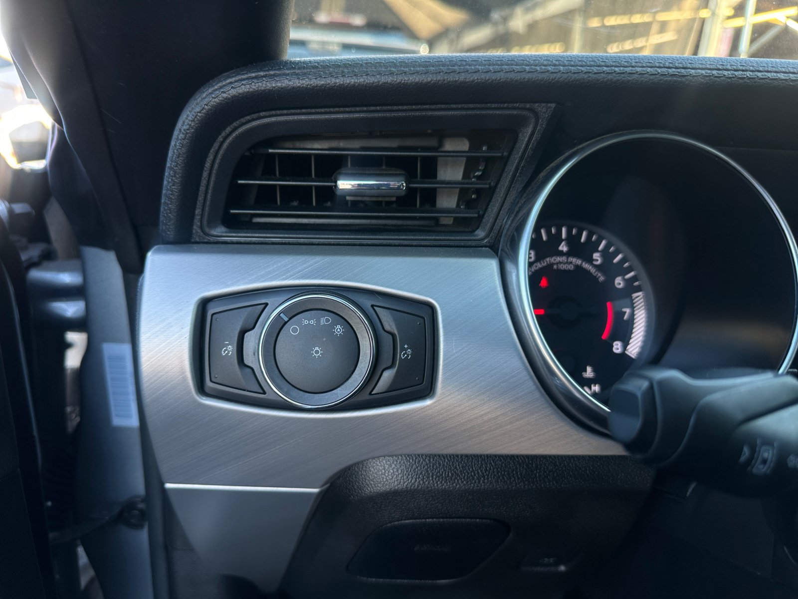 Used 2022 Ford Mustang Premium RWD image 17