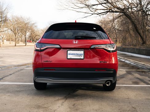 Used 2026 Honda HR-V Sport image 8