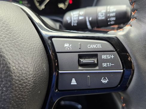 Certified 2025 Honda HR-V Sport image 24