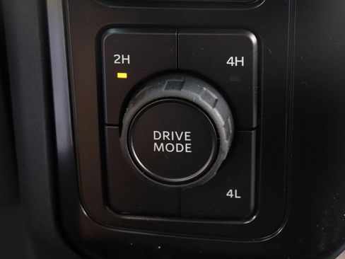 New 2025 Ford F550 4x4 Crew Cab Super Duty image 17