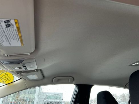 Used 2022 Toyota Corolla LE image 24