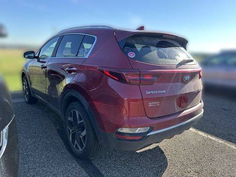 Used 2021 Kia Sportage EX AWD/4WD image 4