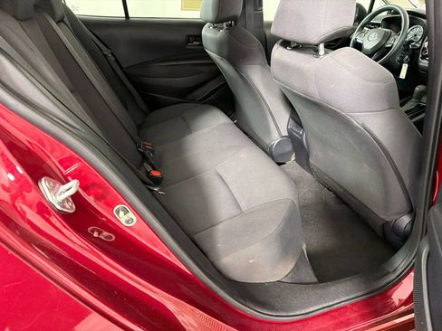 Used 2022 Toyota Corolla LE FWD image 15