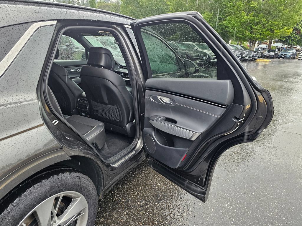 Certified 2025 Genesis GV70 3.5T Sport AWD/4WD image 26