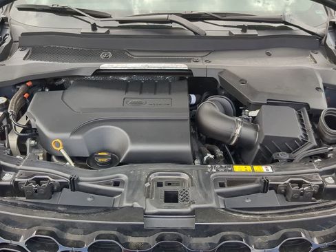 Used 2025 Land Rover Discovery Sport Dynamic SE AWD/4WD image 14
