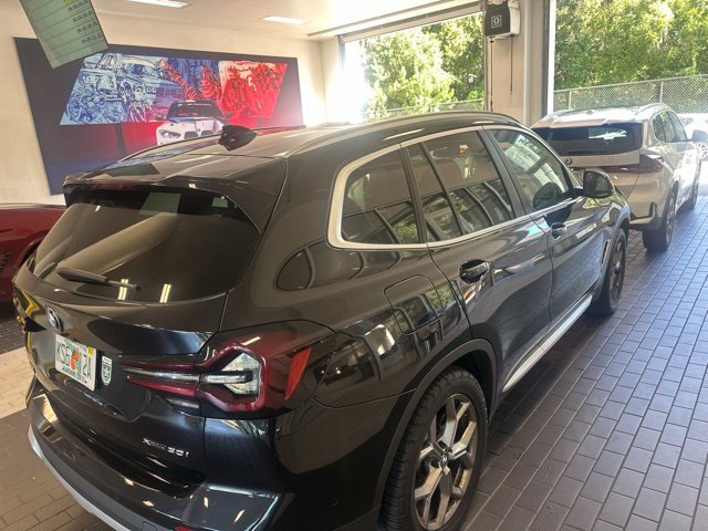 Used 2023 BMW X3 xDrive30i w/ Premium Package AWD/4WD image 4