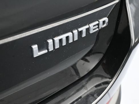 Used 2021 Jeep Grand Cherokee L Limited image 41