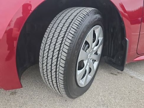 Certified 2024 Toyota Corolla LE image 32