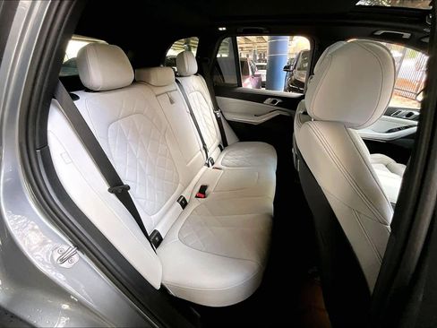 Certified 2025 BMW X5 sDrive40i w/ Premium Package image 20