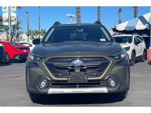 Used 2025 Subaru Outback Limited image 9