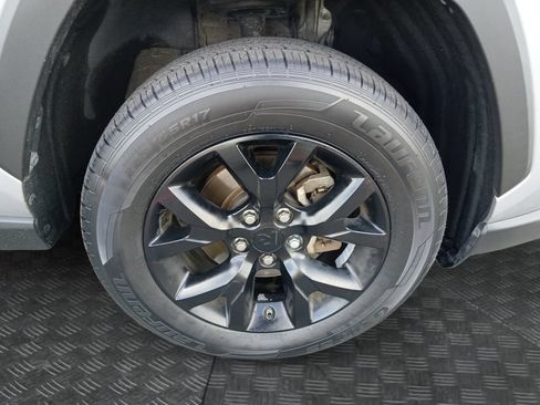 Used 2021 Toyota RAV4 LE FWD image 23