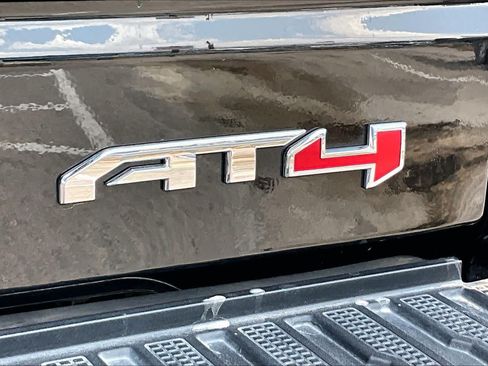 Used 2026 GMC Sierra 1500 AT4 w/ AT4 Preferred Package AWD/4WD image 30