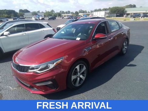 Used 2019 Kia Optima S FWD image 1