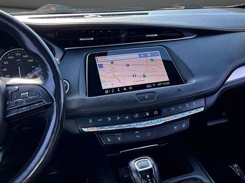 Used 2019 Cadillac XT4 Premium Luxury image 9