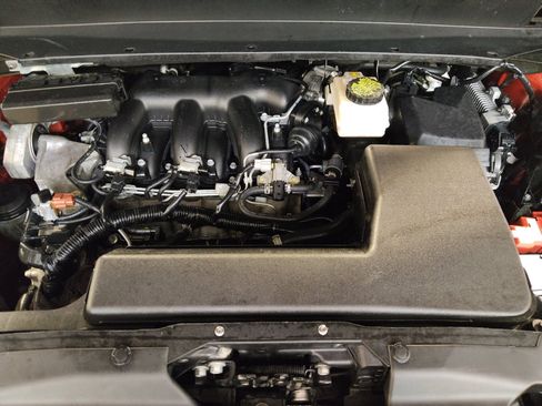 Used 2019 Nissan Pathfinder SL AWD/4WD image 30