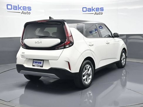 Certified 2024 Kia Soul S FWD image 7