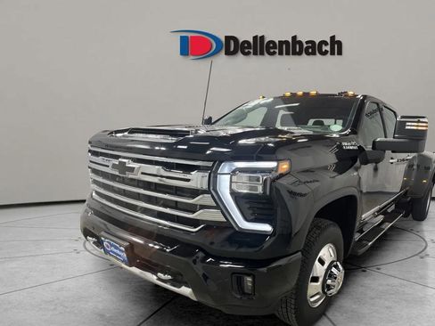 Used 2024 Chevrolet Silverado 3500 High Country w/ High Country Premium Package image 1