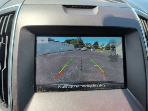 Used 2020 Ford Edge Titanium AWD/4WD image 23