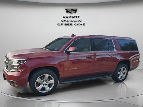 Used 2020 Chevrolet Suburban LT w/ Max Trailering Package image 4