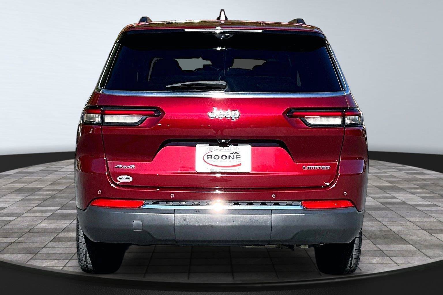 Used 2023 Jeep Grand Cherokee L Limited w/ Luxury Tech Group II AWD/4WD image 4