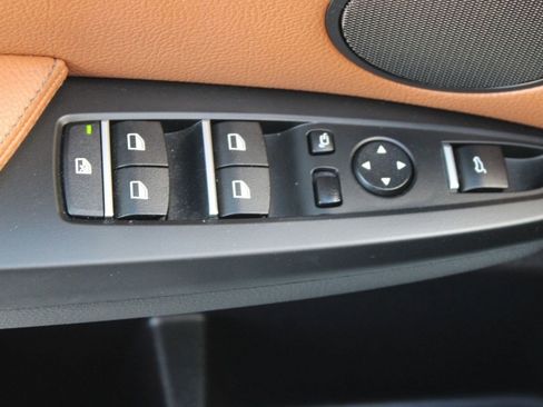 Used 2017 BMW X3 xDrive28i image 12