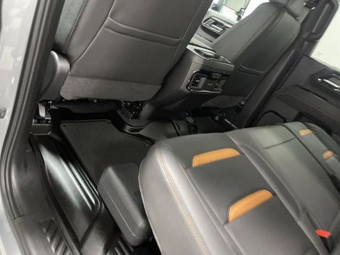 New 2026 GMC Sierra 2500 AT4 w/ AT4 Premium Plus Package AWD/4WD image 12