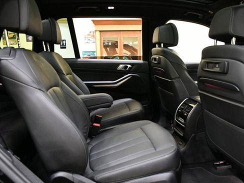 Used 2022 BMW X7 xDrive40i w/ Premium Package AWD/4WD image 56