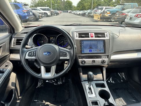 Used 2015 Subaru Legacy 2.5i Premium AWD/4WD image 2