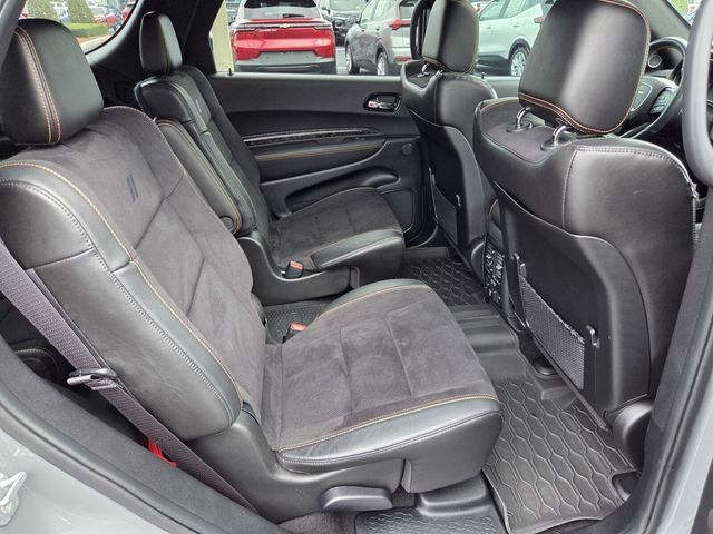Used 2023 Dodge Durango R/T w/ Hemi Orange Plus Package AWD/4WD image 17